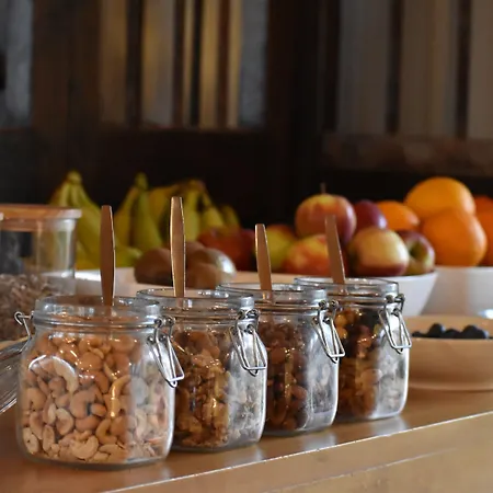 Hotel Human & Horse 3*