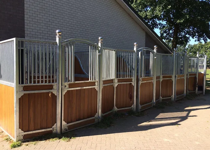 Human & Horse Kootwijkerbroek