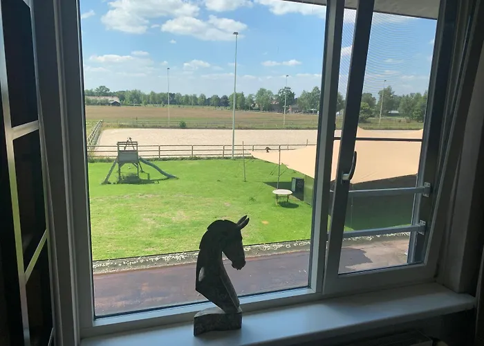 Human & Horse Hotel Kootwijkerbroek